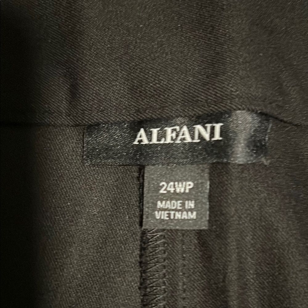 Alfani Women’s Black Dress Pants - Picture 2 of 4
